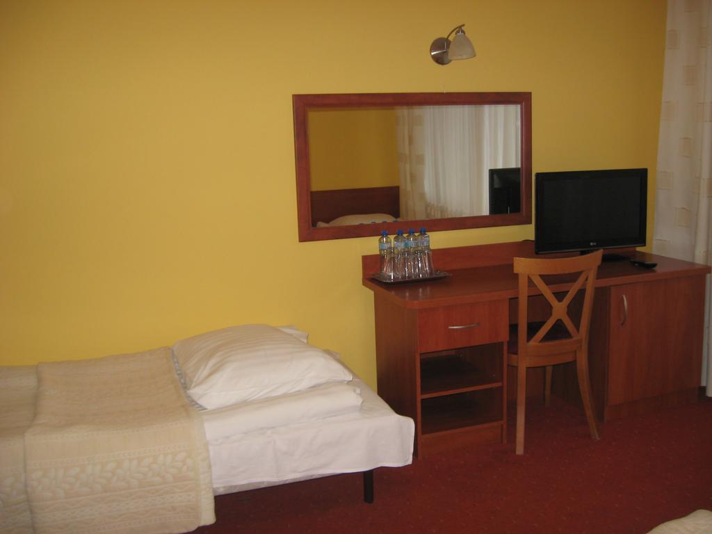 Osrodek Morsko Plus Hotel Kültér fotó